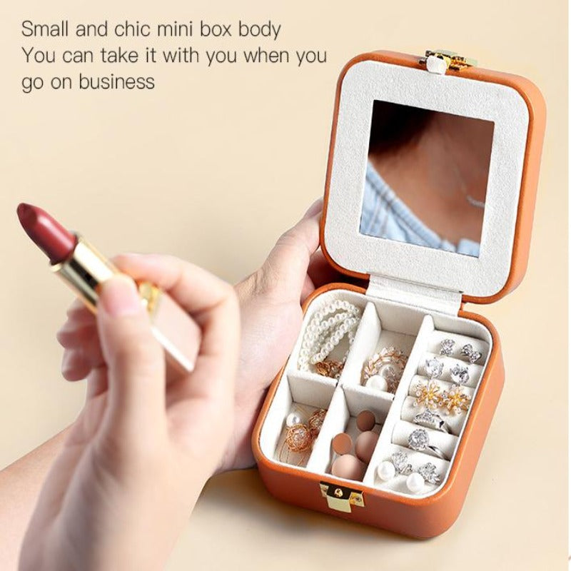 WESTSIDE Jewellery Travel Case Pumpkin.  Gift with purchase - FREE Petite necklace - while stocks last