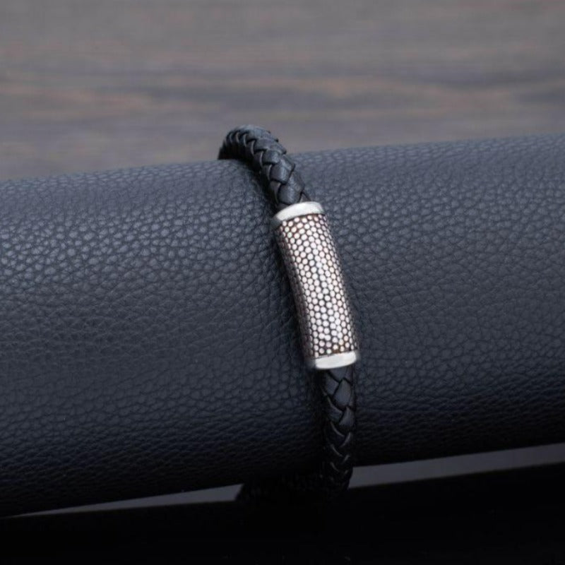 BROOKLYN Leather Bracelet wrapped view